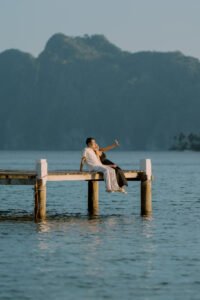 Sunset couple portrait, El Nido, Palawan — Aubrey Stills Studio